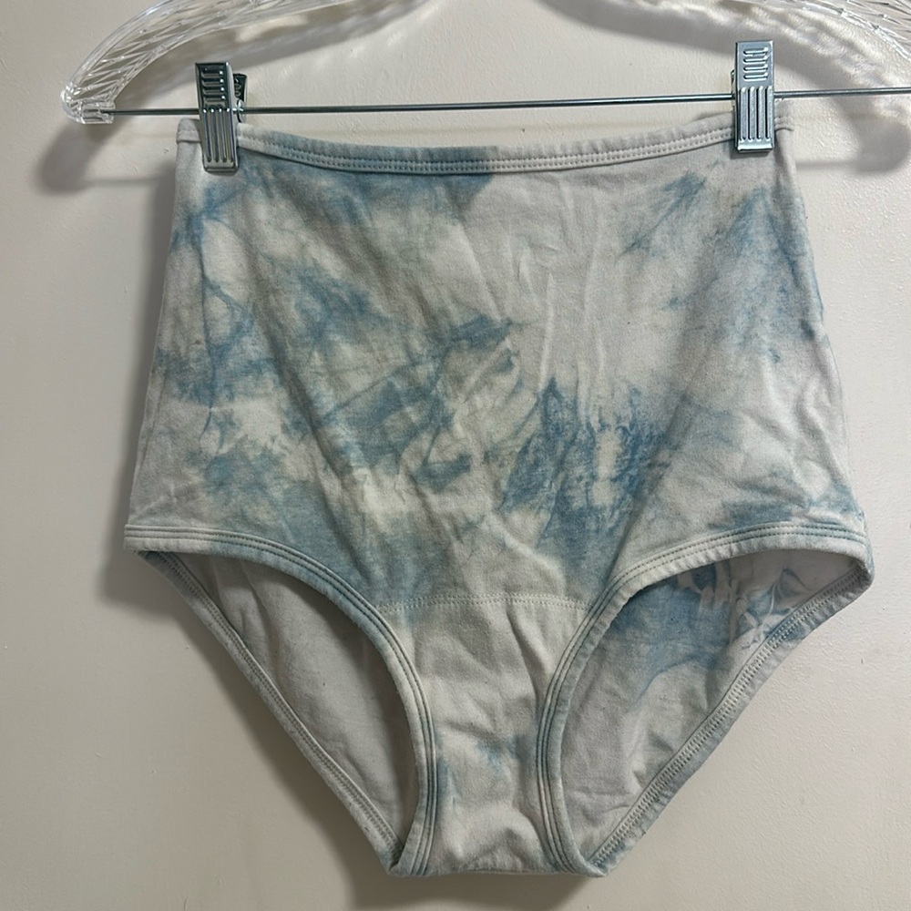 ARQ High Rise Undies